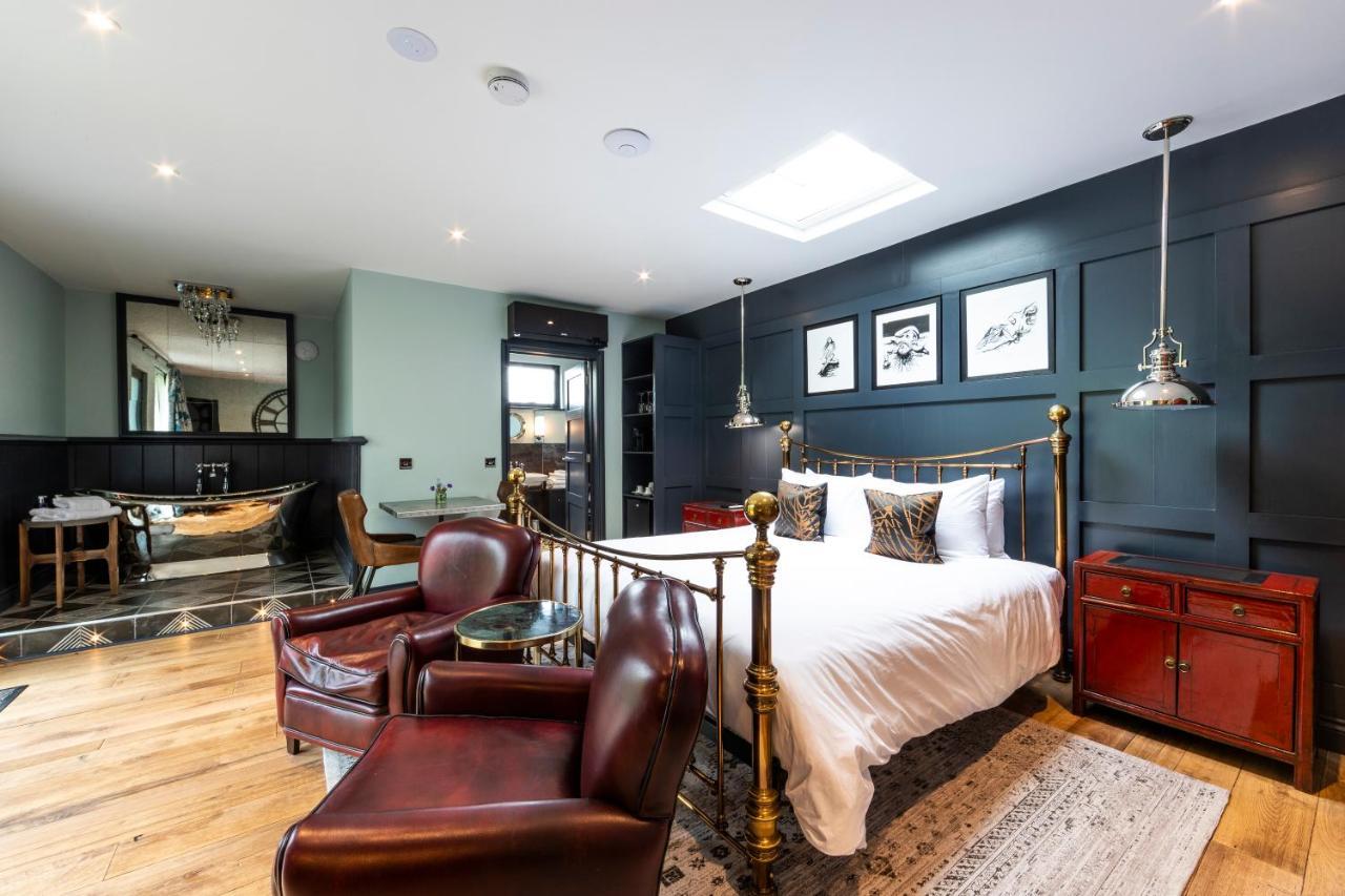 Eagle Mill Luxury Rooms ハンティンドン エクステリア 写真