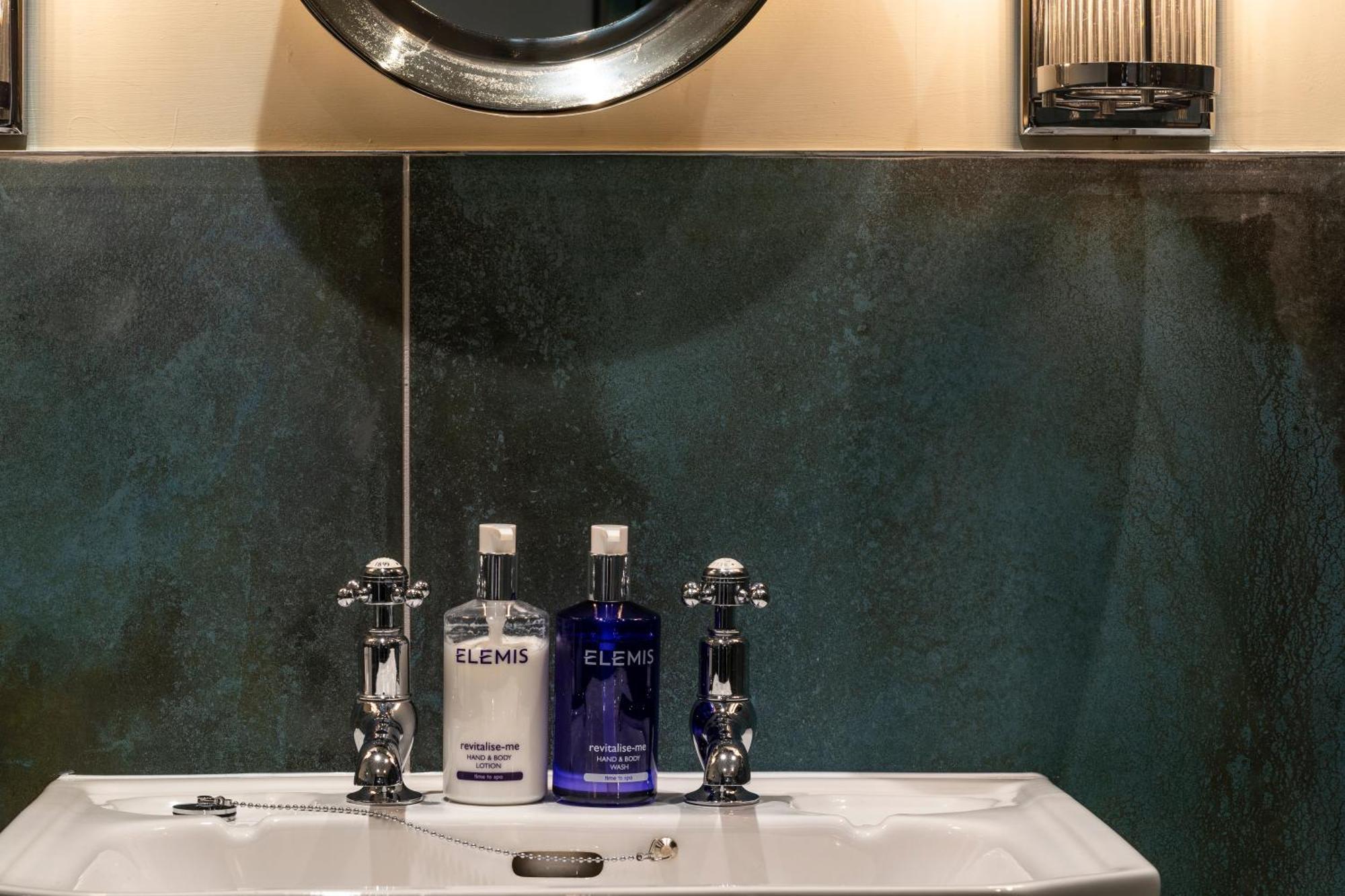Eagle Mill Luxury Rooms ハンティンドン 部屋 写真